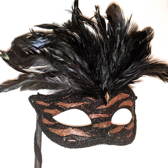 LAST ONE! Cateye Shimmer Fancy Masquerade Ball Mask on a Stick w Black Feathers - Picture 2 of 6